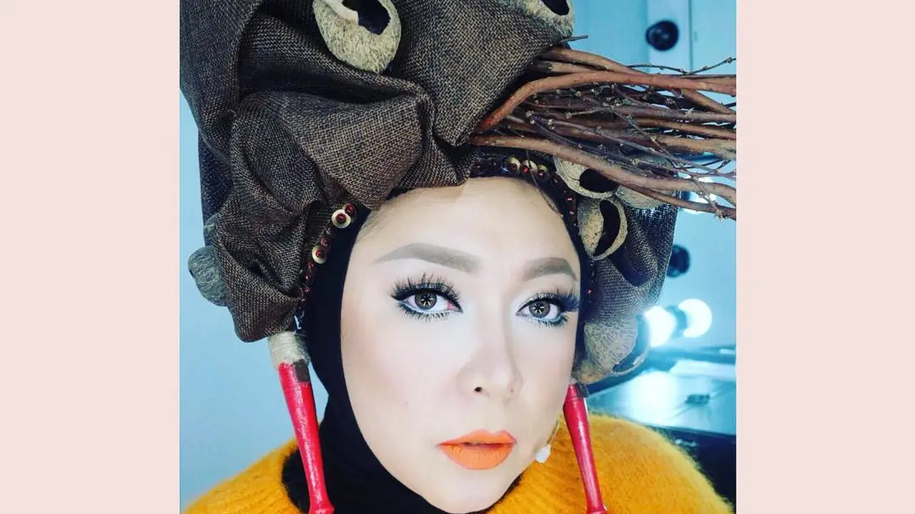 [Bintang] Melly Goeslaw