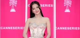 Jisoo Blackpink di Canneseries 2026. Dok.  VALERY HACHE / AFP