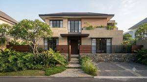 7 Warna Cat Tembok Luar Rumah yang Cocok Dipadukan dengan Pagar Earthy, Harmoni Alami