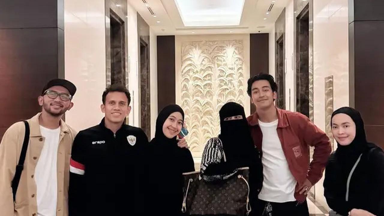 Umi Pipik Posting Foto Bareng Shin Tae-Yong, Sang Pelatih Dipanggil Pak De
