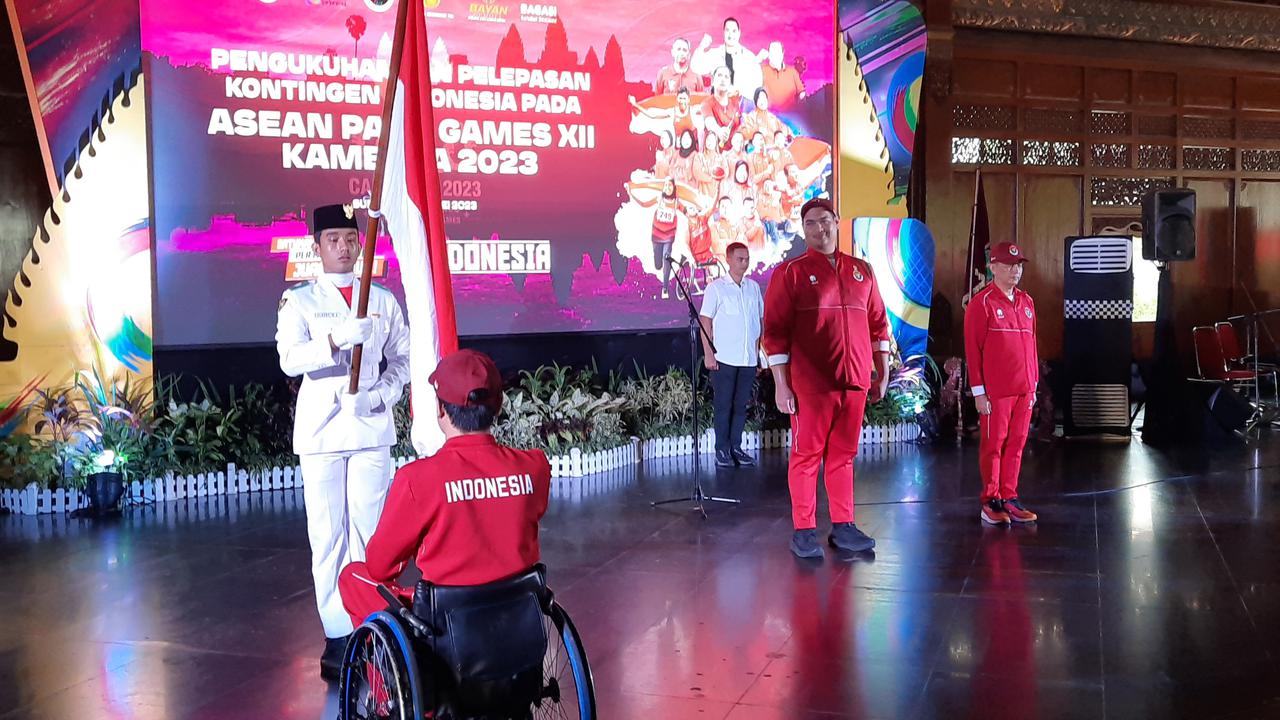 Pengukuhan Kontingen Indonesia di ASEAN Para Games XII Kamboja