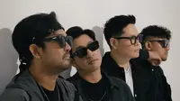 Merayakan 20 tahun album Naluri Lelaki, Samsons siap mempersembahkan rangkaian kegiatan istimewa bagi fans. Salah satunya konser di Malaysia. (Foto: Dok. Manajemen Samsons)