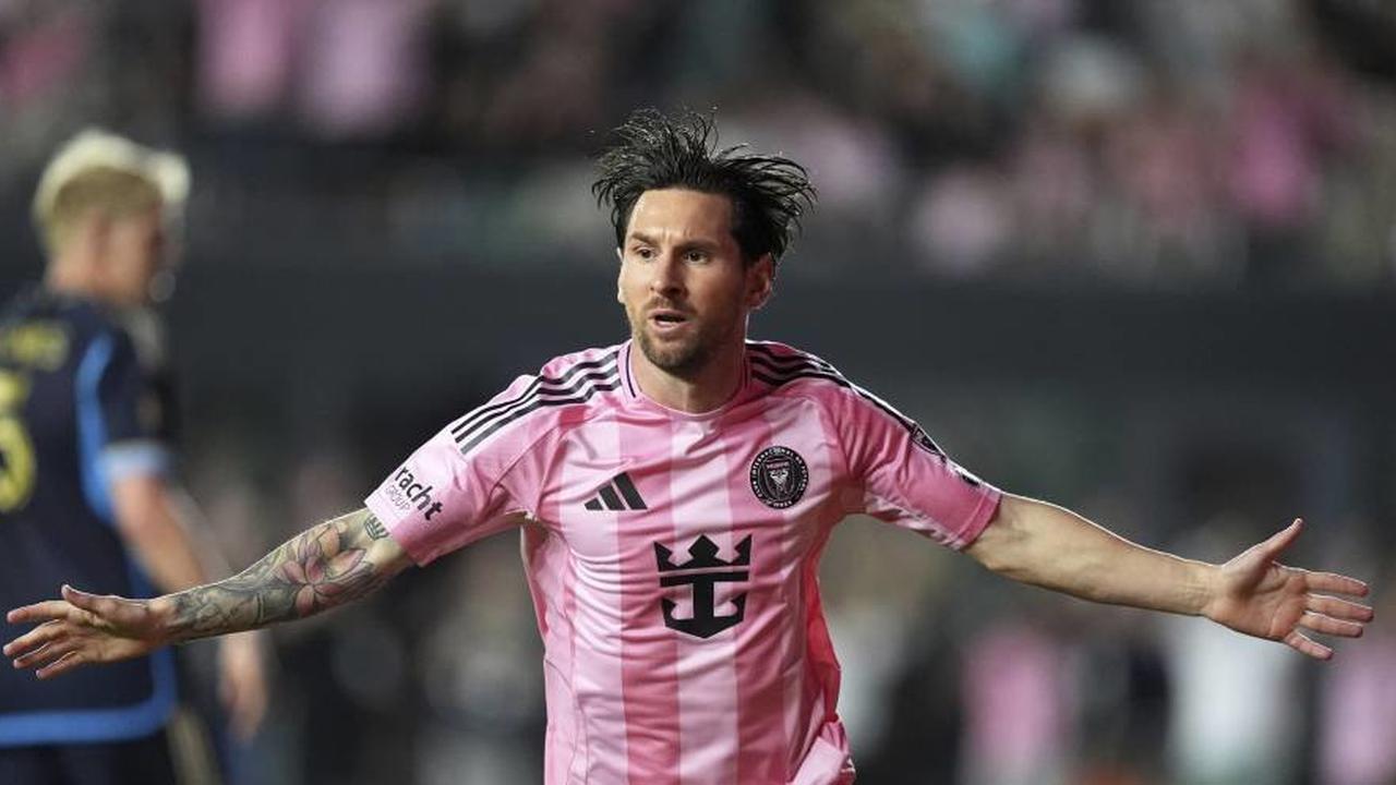 Hepi Banget! Momen Spesial Messi Bertemu Legenda Italia Roberto Baggio di Tengah Piala Dunia Antarklub 2025