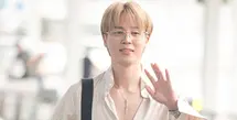 Jimin BTS dipastikan bakal hadir di Paris Fashion Week untuk pertunjukkan busana Dior. Ia terlihat di Bandara Incheon menuju Paris [Dior]