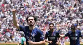 Pemain PSG, Vitinha, melakukan selebrasi setelah mencetak gol ke gawang Atletico Madrid dalam laga pembuka Grup B Piala Dunia Antarklub 2025 di Stadion Rose Bowl, Pasadena, Senin (16/6/2025) dini hari WIB. (AP Photo/Jae Hong)