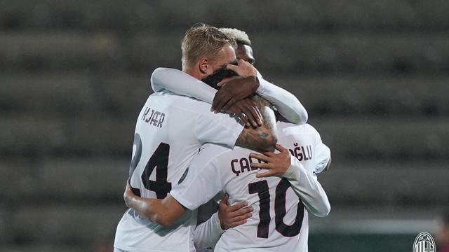 Rio Ave Vs Milan Ada 24 Penalti Di Liga Europa Stefano Pioli Tak Pernah Lihat Pertandingan Seperti Ini Bola Liputan6 Com