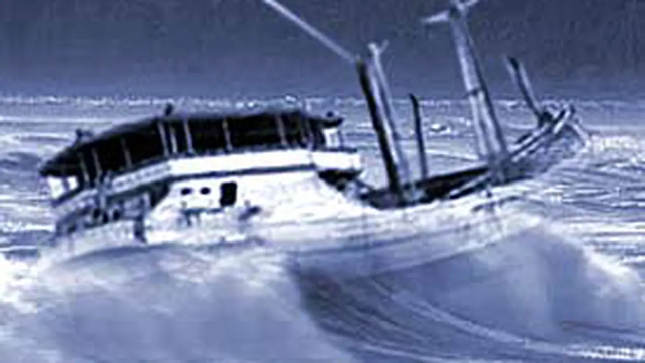 201002cTenggelam.jpg