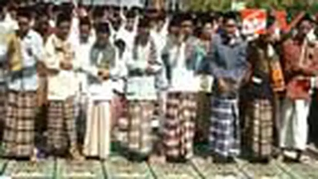 Santri Lirboyo Salat Minta Hujan