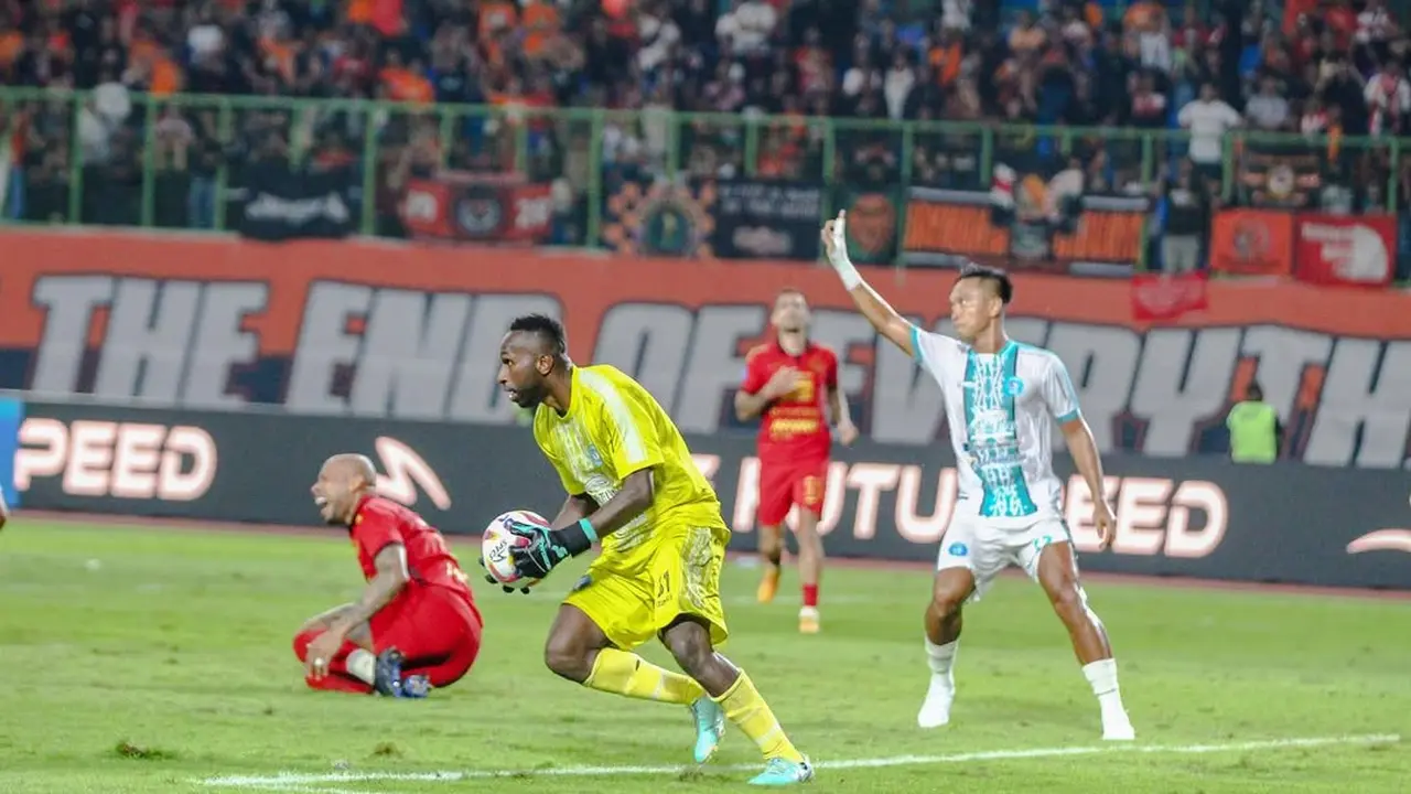 John Pigai - Persija Jakarta Vs PSBS Biak di BRI Liga 1 2024/2025