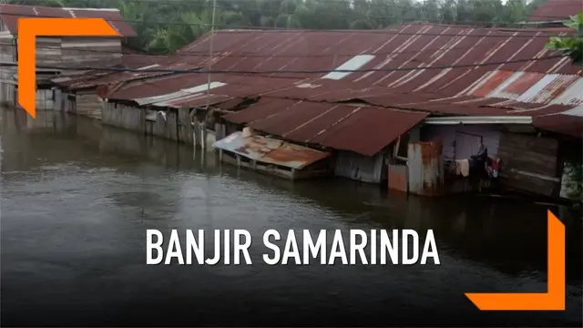 Permukiman warga di Samarinda, Kalimantan Timur masih dikepung banjir. Hingga kini ribuan warga terdampak bencana banjir.
