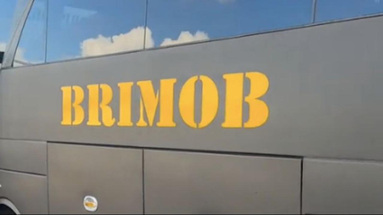 ⁠Keren dan Elegan, Begini Potret Bus Baru Brimob Fasilitasnya Bikin Nyaman