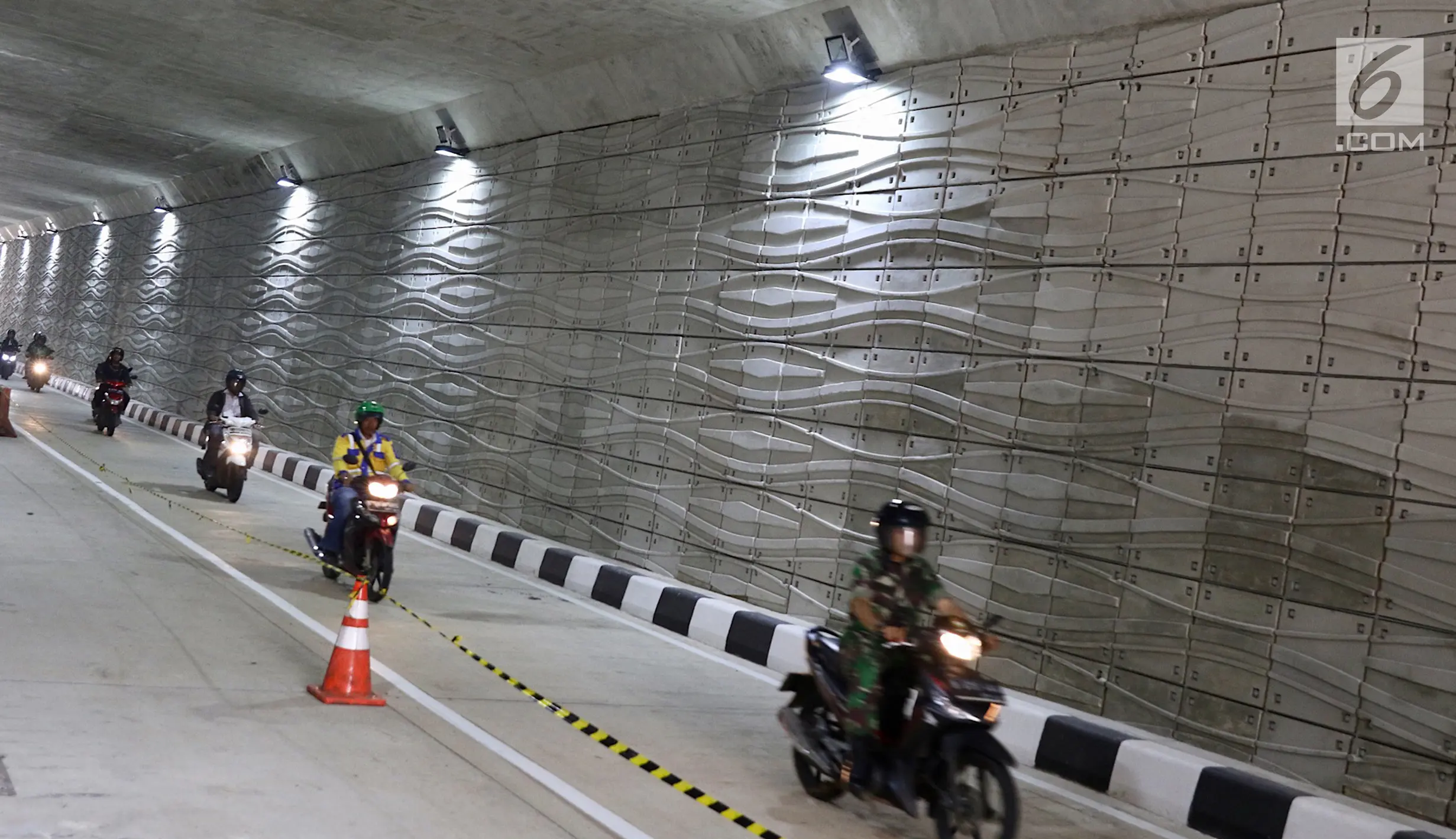 FOTO: Urai Kemacetan, Underpass Lebak Bulus Mulai Diuji Coba - Foto ...