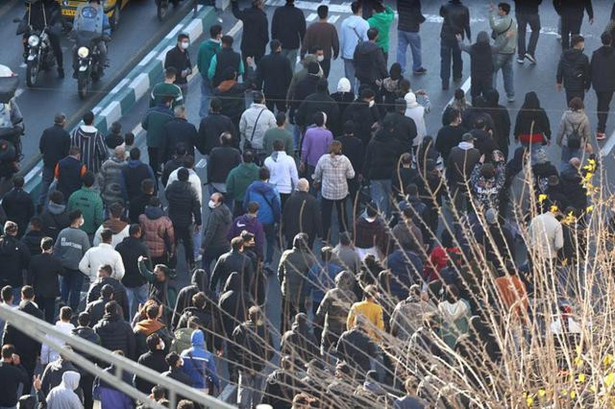 Pemimpin Tertinggi Iran Peringatkan AS: Serangan Akan Picu Perang Regional