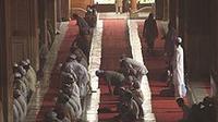 Ilustrasi gerakan sholat (Wikipedia.org)