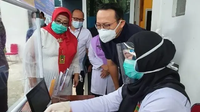 Direktur Utama BPJS Kesehatan Fachmi Idris