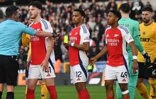 Kontroversi Wasit Liga Inggris dan VAR, Bikin Alur Pertandingan Terputus