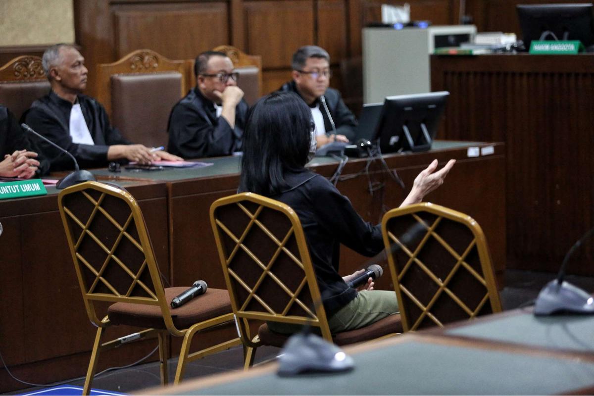 Meirizka Widjaja jalani sidang perdana