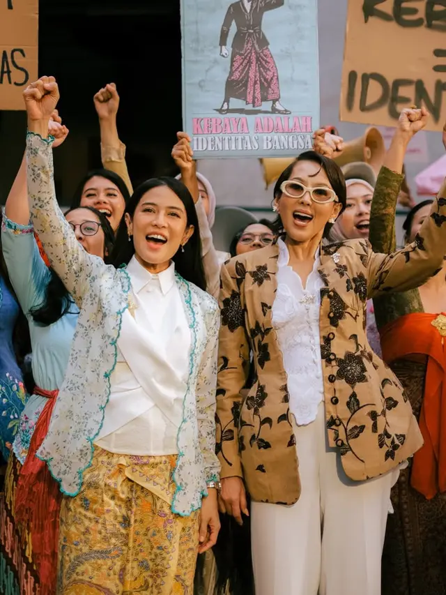 Detail Kebaya Dian Sastrowardoyo (Foto: Instagram @therealdisastr)