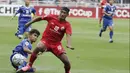 Gelandang Persija Jakarta, Bruno Matos, mengontrol bola saat melawan Becamex Binh Duong FC pada laga Piala AFC di SUGBK, Jakarta, Selasa (26/2). Kedua klub bermain imbang 0-0. (Bola.com/M. Iqbal Ichsan)