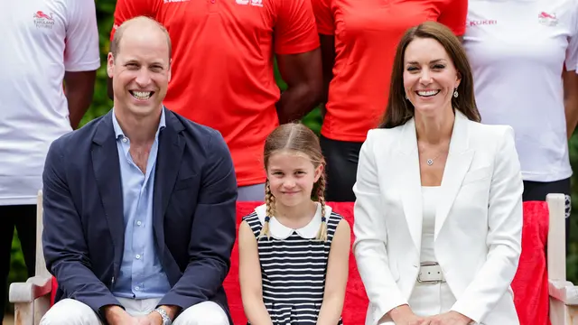 Penampilan Cantik Kate Middleton dan Putri Charlotte di Commonwealth Games