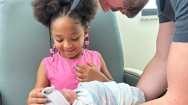 Alexis Ohanian Sambut Kelahiran Anak Kedua, Puji Serena Williams Ibu Terbaik Sepanjang Masa