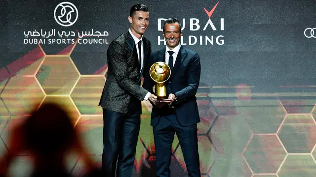 Cristiano Ronaldo Raih Globe Soccer Awards