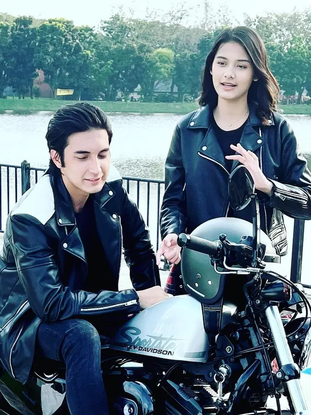 7 Potret Junior Roberts dan Callista Arum yang Main Sinetron Bareng