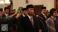 Wiranto saat mengikuti pelantikan menteri di Istana Negara, Jakarta, Rabu (27/7). Jokowi mengangkat Wiranto sebagai Menteri Koordinator Bidang Politik, Hukum, dan Keamanan. (Liputan6.com/Faizal Fanani)