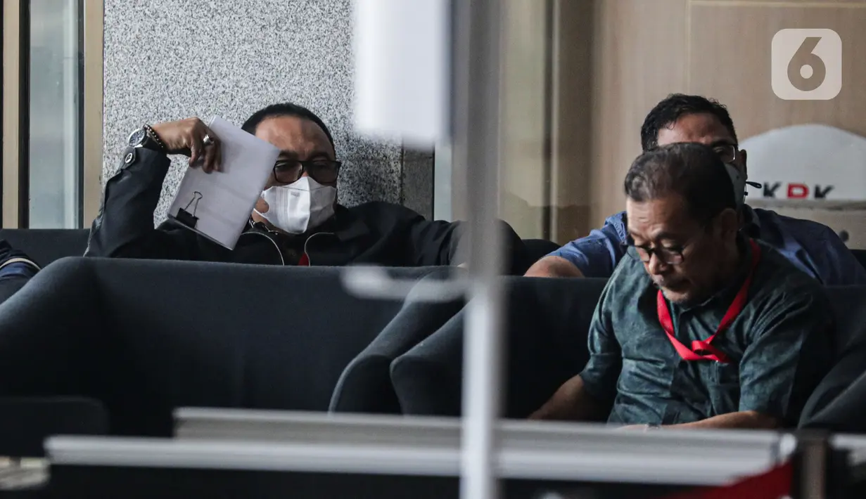 Sebelumnya, Komisi Pemberantasan Korupsi (KPK) menetapkan empat tersangka kasus korupsi di lingkungan Pemerintah Kota (Pemkot) Semarang, Jawa Tengah. Dua di antaranya adalah pihak penyelenggara negara. (Liputan6.com/Angga Yuniar)