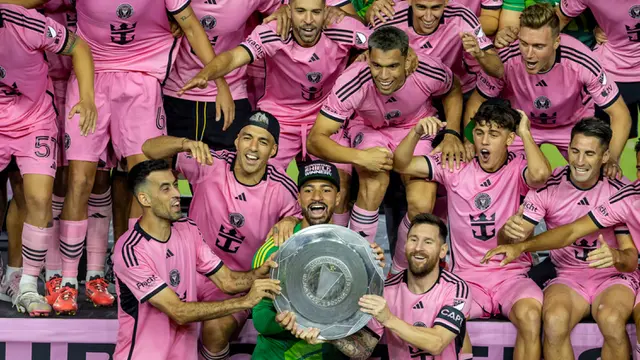 Foto: Momen Lionel Messi Cetak Hattrick Dalam Waktu 11 Menit, Inter Miami Sabet Trofi Supporter Shield