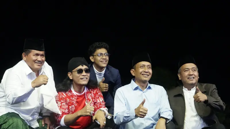 Gus Miftah menghadiri Konser Silaturahmi Kebangsaan yang digelar di Bojonegoro, Jawa Timur (Jatim) pada Senin malam 12 Agustus 2024 dan isyaratkan dukungan untuk Bakal Cabup Bojonegoro Setyo Wahono di Pilkada 2024.