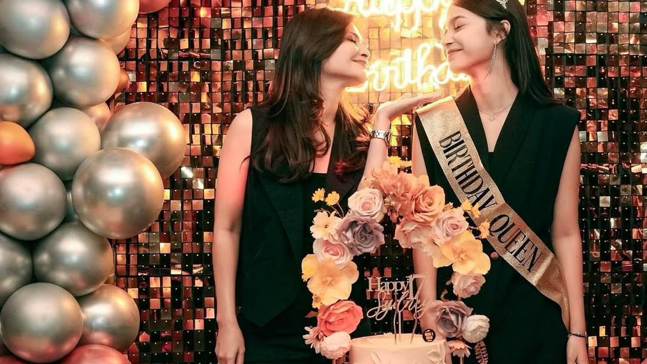Potret Kebersamaan Cut Tari dengan Sydney Azkassyah, Sama-Sama Cantik