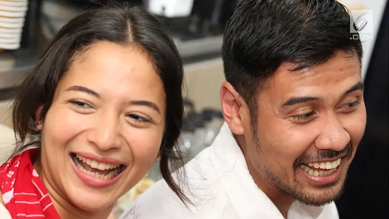 Pengantin Baru, Chicco Jerikho - Putri Marino Umbar Kemesraan