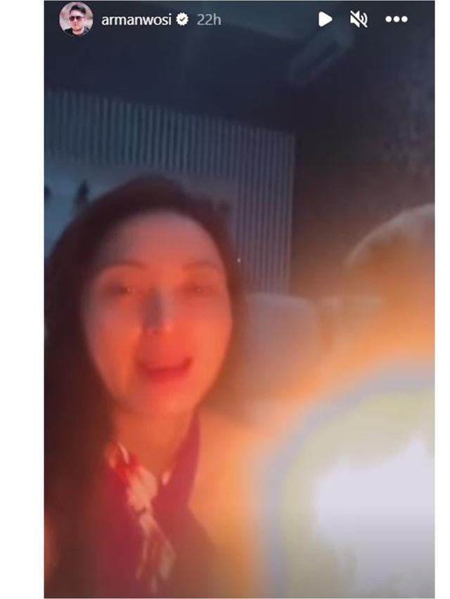 6 Potret Della Puspita Rayakan Ultah Arman Wosi, Ucap Maaf dan Sebut Mulai dari Nol