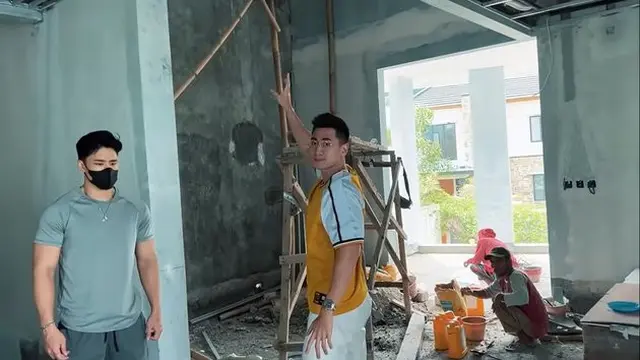 Dilengkapi Lift, Ini 7 Potret Pembangunan Rumah Baru Verrel Bramasta