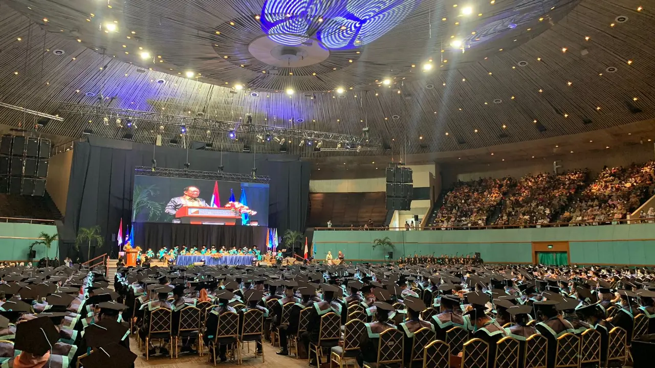 Institut Transportasi dan Logistik (ITL) Trisakti melakukan wisuda di Jakarta Convention Center (JCC), Selasa (15/11/2022) (Istimewa)