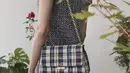 Di musim semi ini, KSNY menghadirkan koleksi ready to wear desain klasik dengan siluet terbaru dalam material berbeda seperti tweed dan twill serta warna-warna bold terbaru. (Dok/Kate Spade New York).