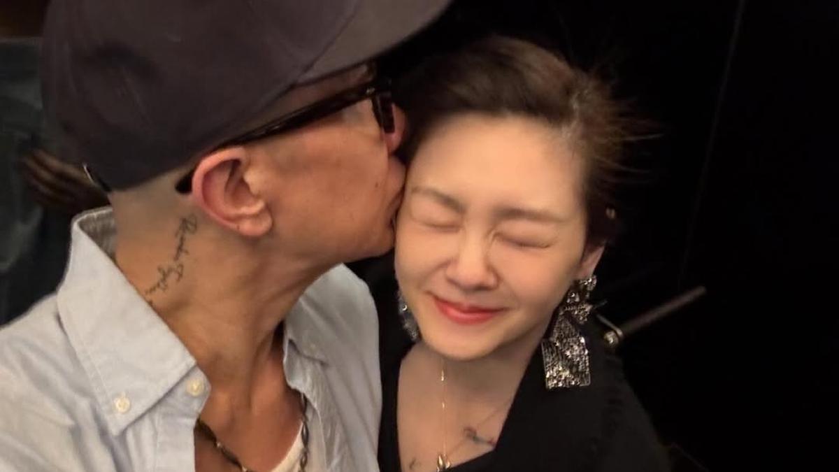 DJ Koo Dikabarkan Ziarahi Makam Barbie Hsu Tiap Hari, Ibu Mertua Tak Tega dengan Kondisinya