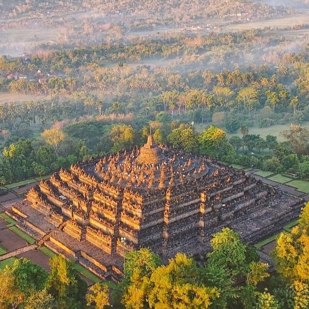 Kemegahan Candi Borobudur