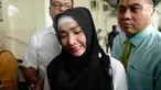 Perjalanan kasus narkoba Roro Fitria berakhir. Pengadilan Negeri Jakarta Selatan akhirnya memberi vonis empat tahun penjara bagi artis seksi yang kerap disapa Nyai ini.