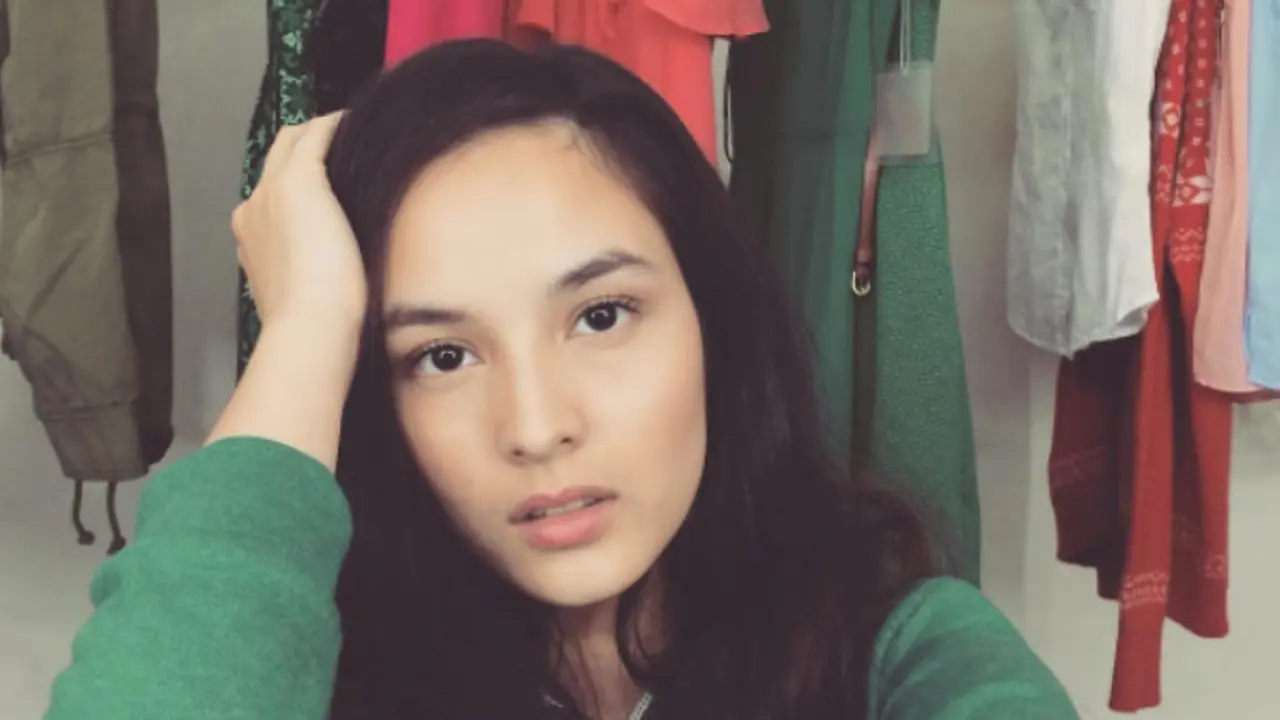 Tidak Banyak Makeup, Cantiknya Chelsea Islan Terbukti Natural 