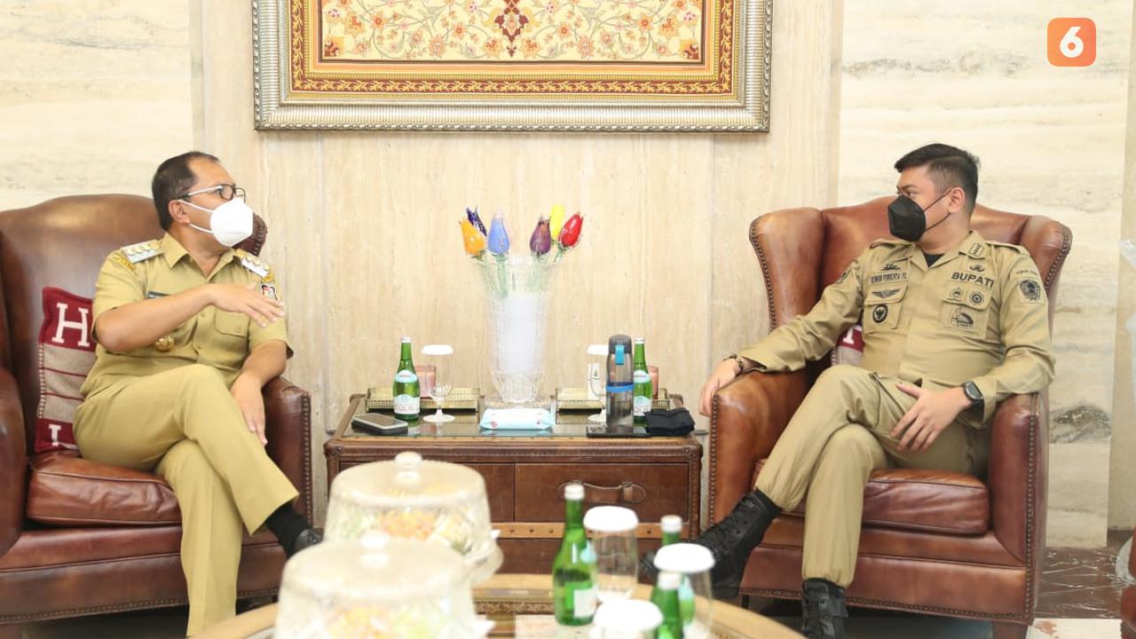 Wali Kota Makassar bertemu Bupati Gowa bahas perpanjangan PPKM (Liputan6.com/Fauzan)