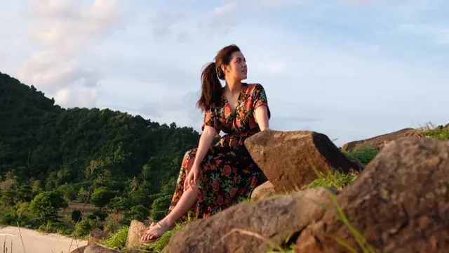 [Bintang] Selain Nikita Willy, Cek 5 Gaya Seleb yang Hobi Travelling