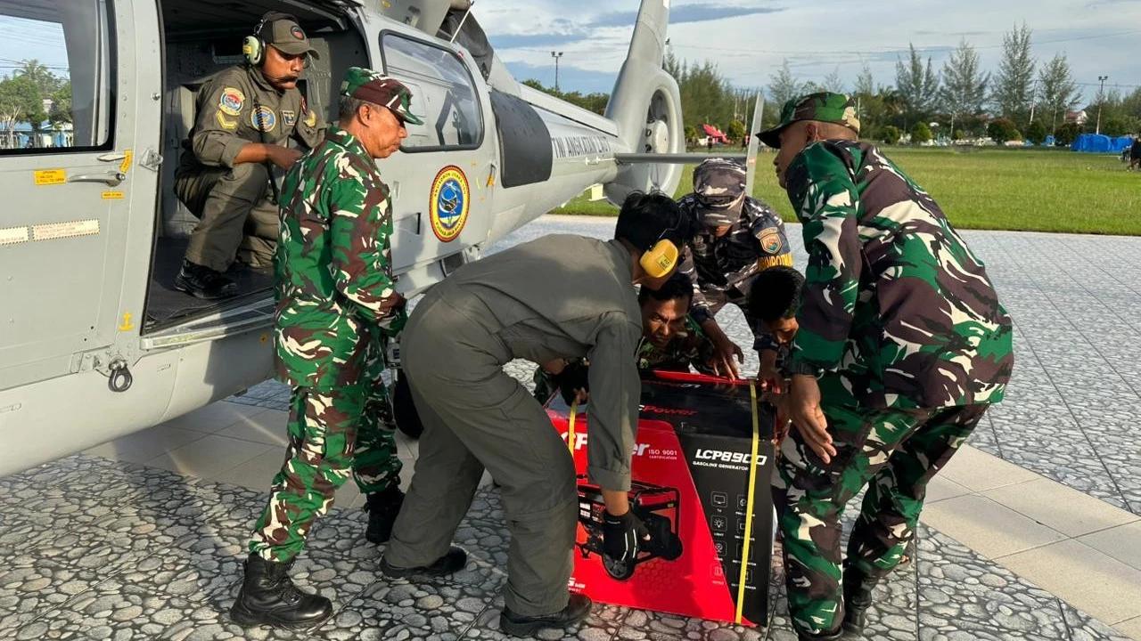 FOTO: TNI AL Bantu Normalisasi Listrik RSUD Aceh Timur