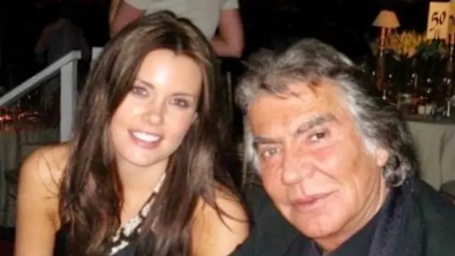 Roberto Cavalli dengan Sandra istri mudanya di tahun 2008