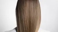 Tren Warna Rambut Alami Honey Brown untuk Usia 30–50 Tahun, Beri Efek Glowing pada Wajah dan Membuat Penampilan Terlihat Lebih Muda