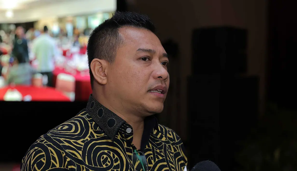 Sejak lama musisi Anang Hermansyah dan Ahmad Dhani berteman. Beberapa tahun belakangan ini, Anang Hermansyah lebih fokus dalam dunia politik. Lantas seperti apa Anang melihat sahabatnya terjun ke ranah politik. (Deki Prayoga/Bintang.com)