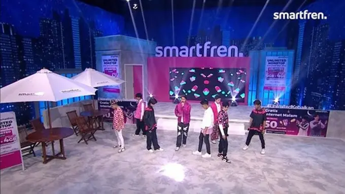 Sebarkan #UnlimitedKebaikan Jelang Mudik, UN1TY Bikin Smartfren WOWTalks Makin Seru di Bulan Ramadan