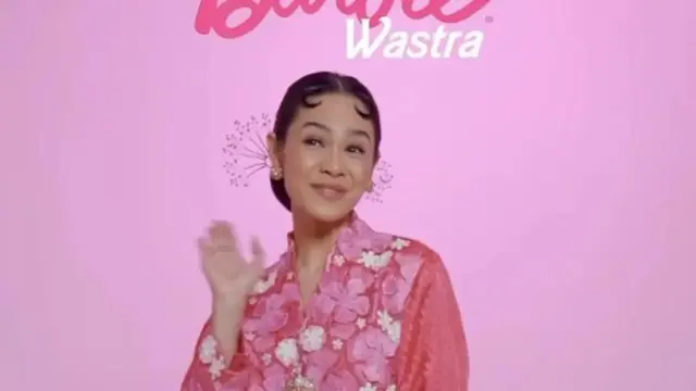 Pesona Selebriti Tanah Air Berbalut Wastra Indonesia (Instagram/@andienaisyah)