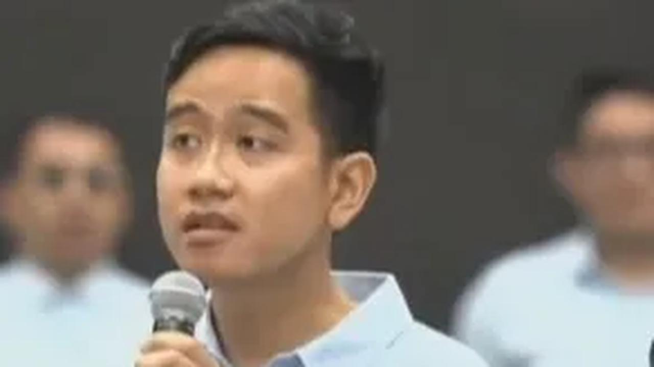 Dari responden yang menilai Gibran tidak pantas menjadi cawapres, alasan terbesar penolakannya karena dianggap terlalu muda dan belum memiliki pengalaman menjadi pejabat publik.&nbsp;<br>